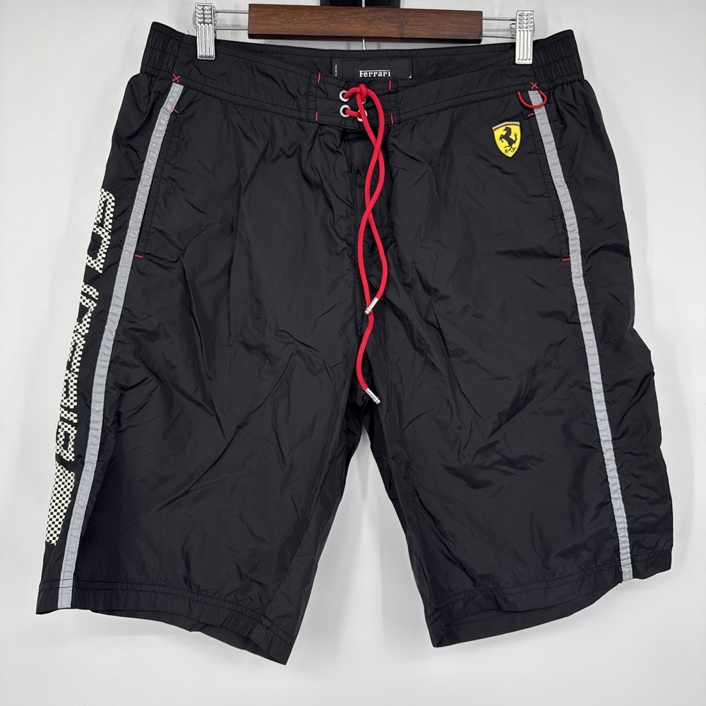 Ferrari Scuderia Racer Shorts Mens L Black Windbreaker Casual Athletic Bottoms